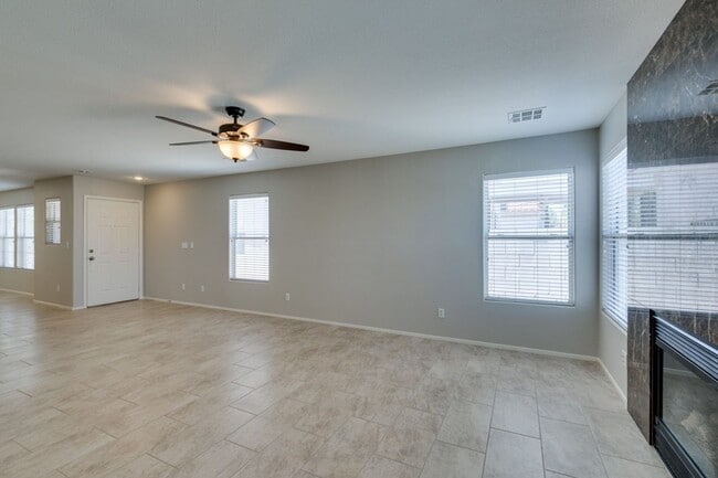 Photo - 2 bedroom + Den- Upgraded Flooring ready for immediate move in