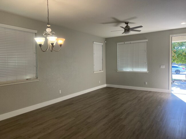 Photo - Charming Single-Story 3BR Home in Sacramen...