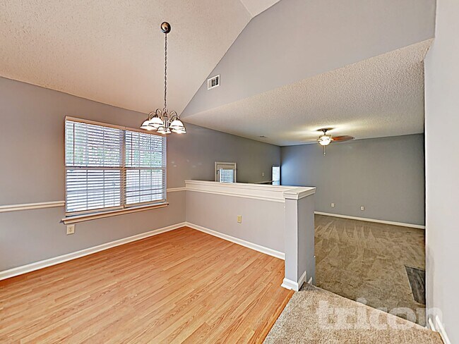 Photo - 6030 Crooked Creek Dr.