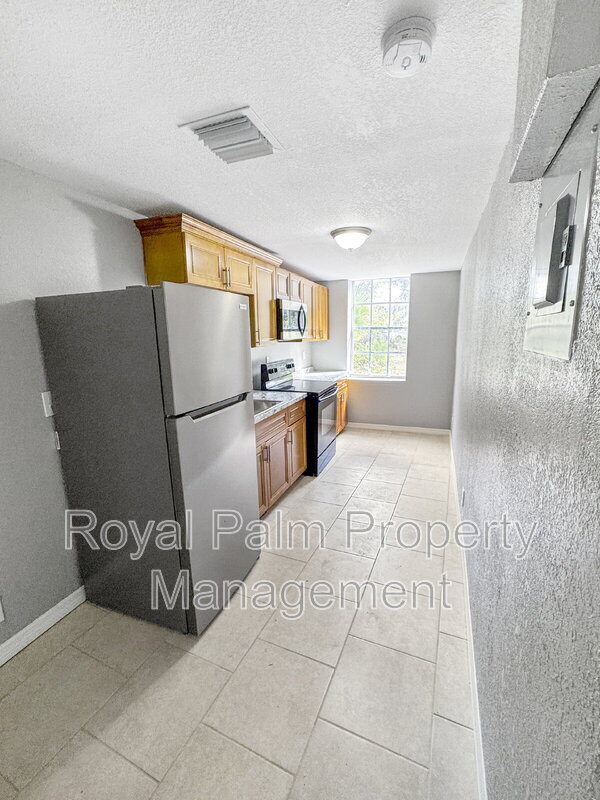 Photo - 15206 Stringfellow Rd Condo Unit 4