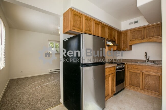 Photo - 402 Richmond Dr SE Unit #B