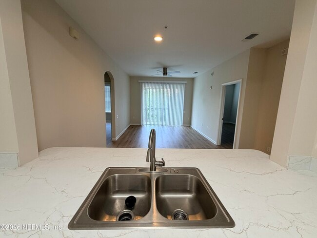 Photo - 7990 Baymeadows Cir E Unidad 1111
