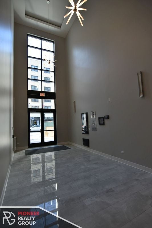 3833 N Broadway Unit 311