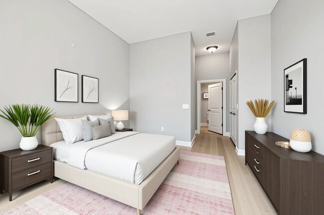 Photo - 1001 Dean St