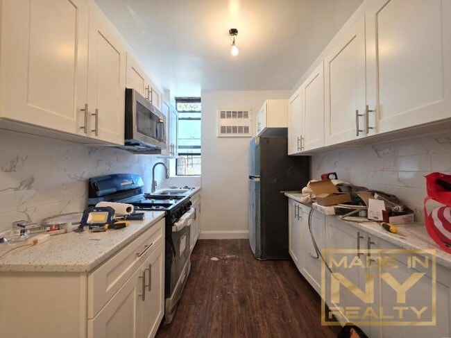 Building Photo - 1 bedroom in JAMAICA NY 11435 Unit 2