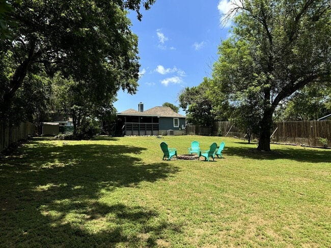 Photo - 105 Sky Country Dr