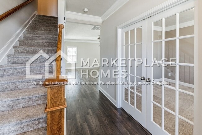 Photo - 750 Holderness Ct