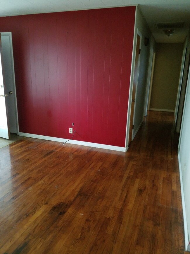 Photo - 3bed/1bath in Oakwood