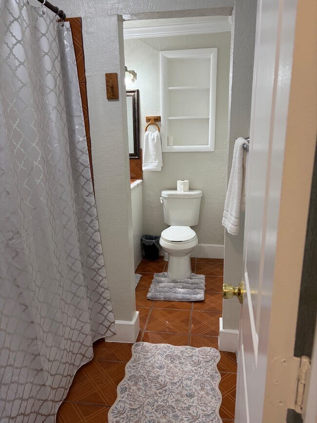 Photo - 814 Connally Terrace Unit 1