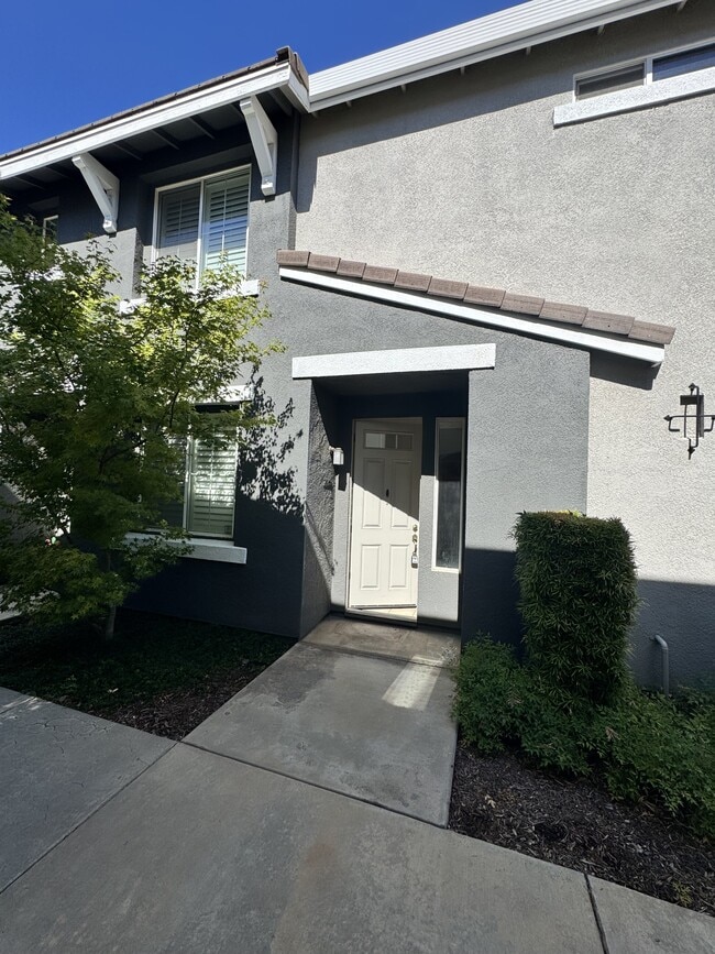 Photo - 2089 Boccioni Ln