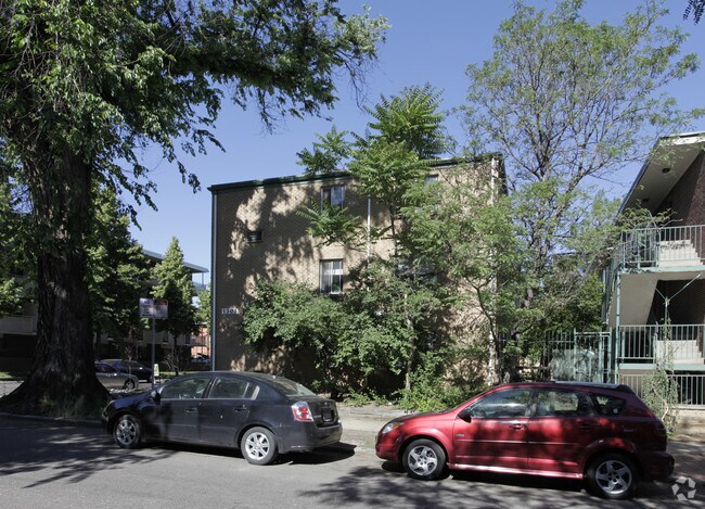 Photo - 1303 Columbine