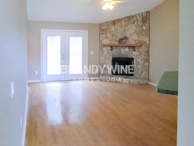 Photo - 8665 Page Ct