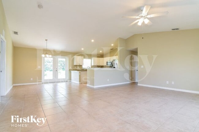 Photo - 10371 Grail Ave