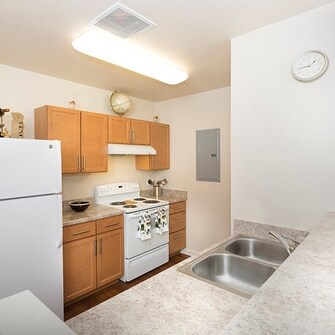 Cocina - Ponderosa Village at the University of Nevada