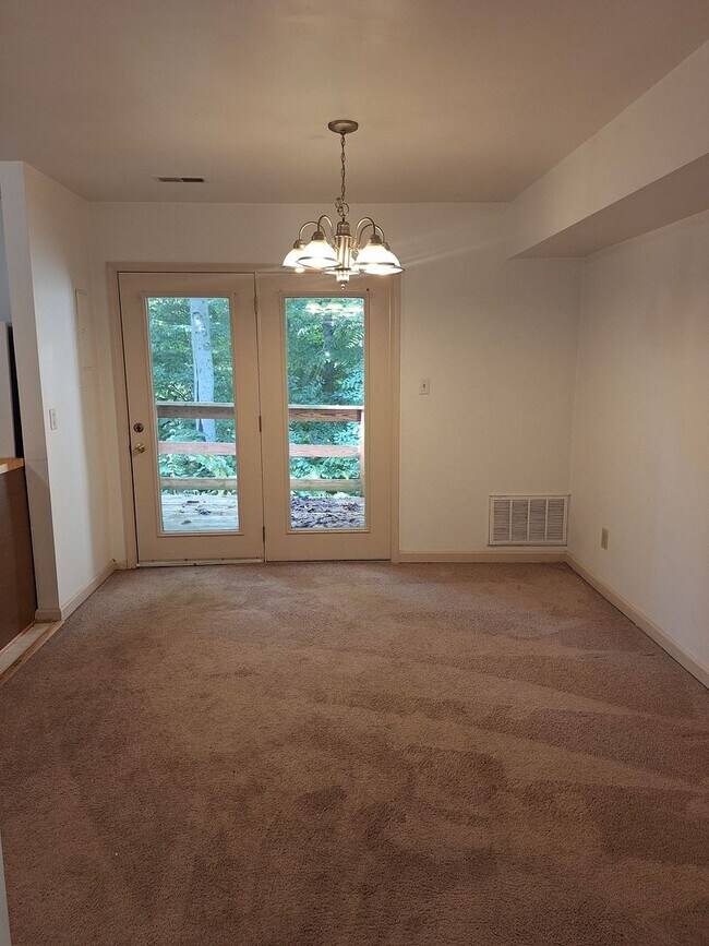 Photo - 3 bedroom/1.5 bathroom- Shellis Square