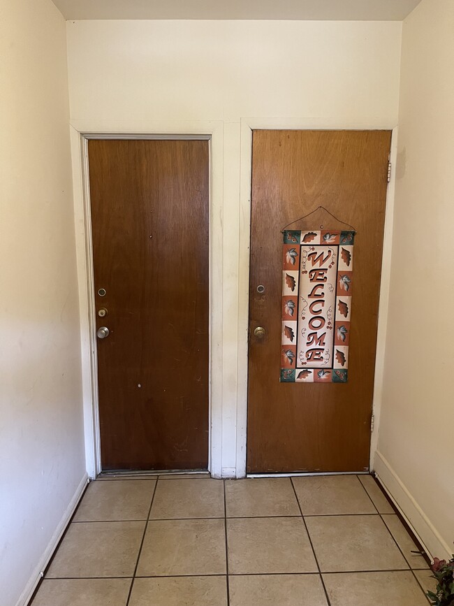 Photo - 621 Redgate Ave Apartments Unit A