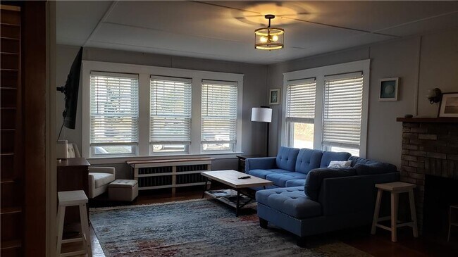 Photo - 74 Edgewater Rd