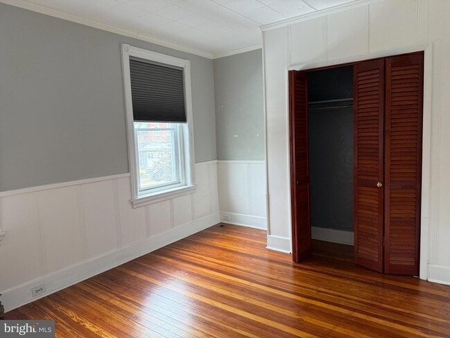 Photo - 15 E Brown St