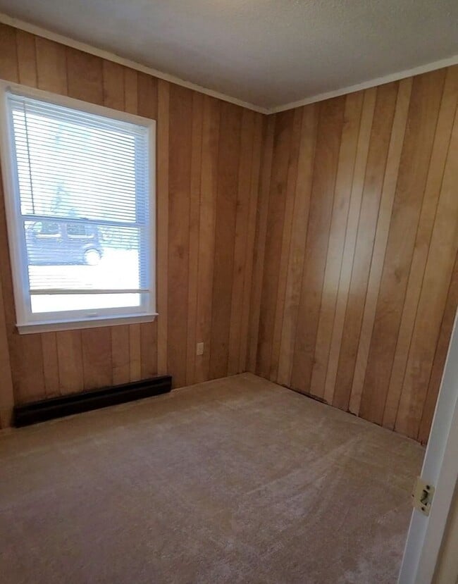 Photo - Available July 1st! 2 BR on Elmhurst!