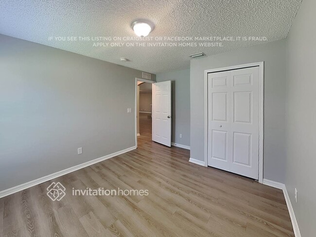 Photo - 4860 Manchester Dr