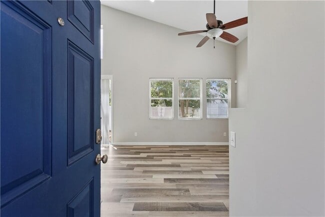 Photo - 283 Hiawassee Dr