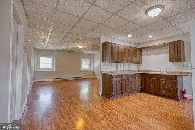 Photo - 25 W 5th Ave Unit 2