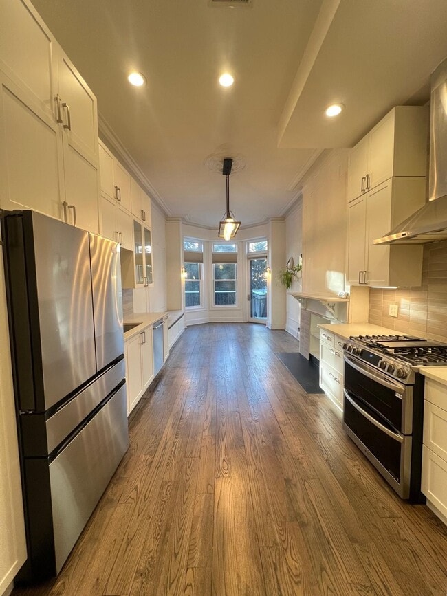 Photo - 122 Mercer St