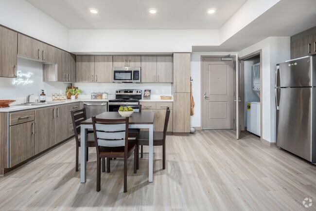 4BR, 4BA - 1395SF - Kitchen - The Crossings Student Apartments