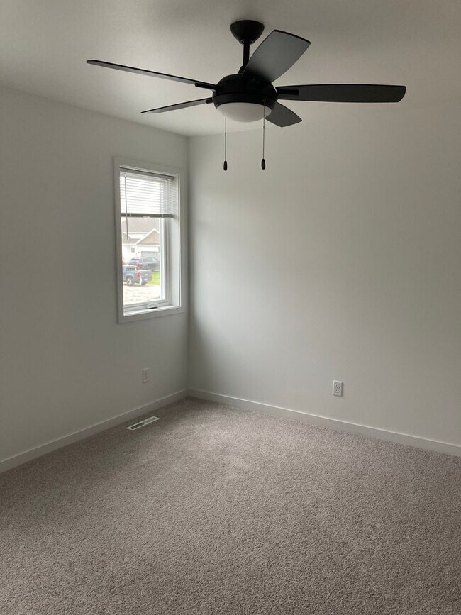 Photo - JSR Holdings, LLC Unidad 306B Torontos Court