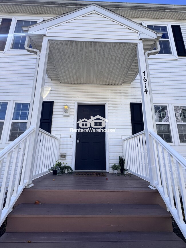 Photo - 7614 Bluff Point Ln