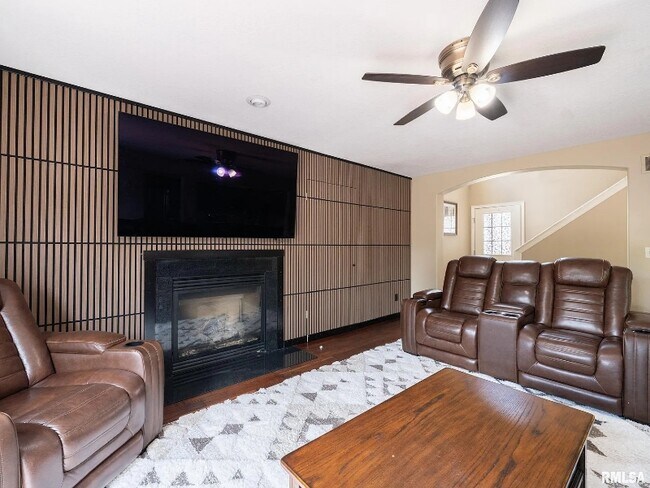 Photo - 10009 Brompton Ct