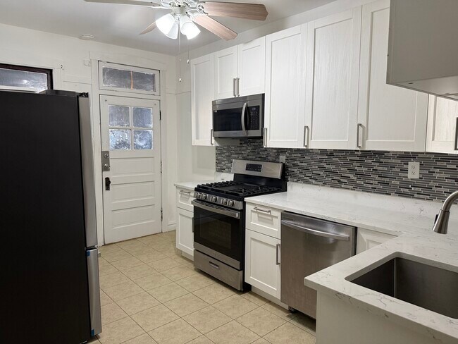 Photo - 2602 W 47th St Unidad 2R