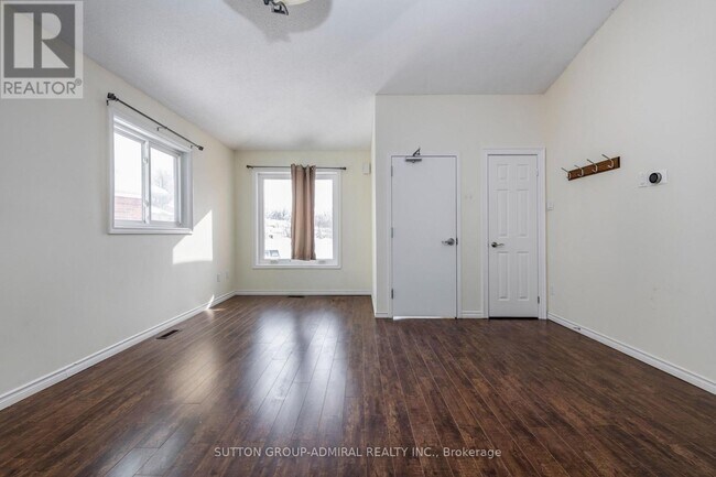 Photo - 64 Copeman Crescent