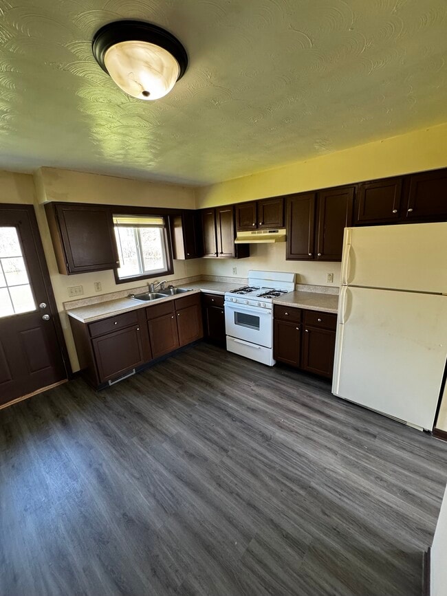 Photo - Oakwood Unit 16