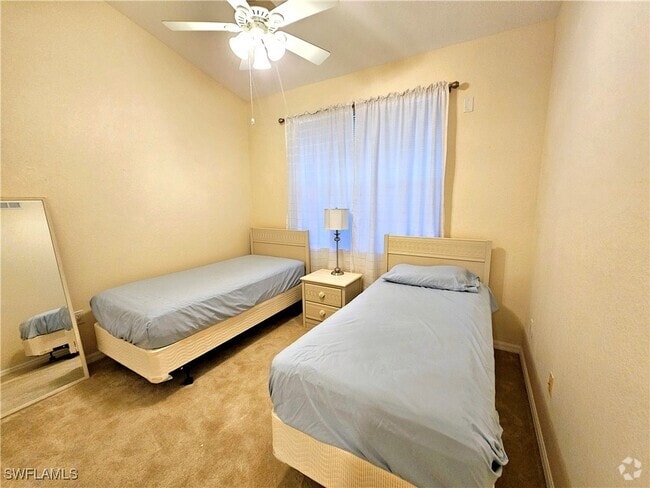Building Photo - 1109 Van Loon Commons Cir Unit 303 Rental