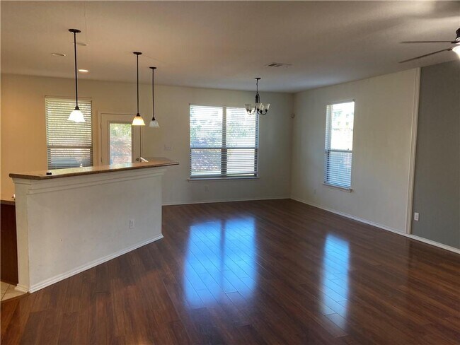 Photo - 14428 Lake Victor Dr