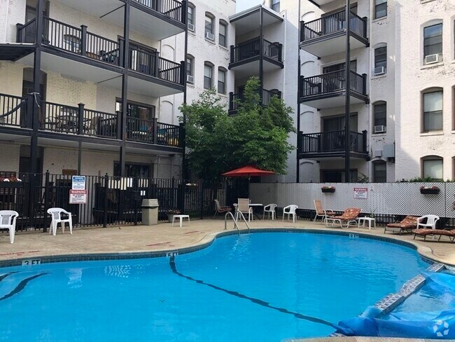 Building Photo - 4 Commonwealth Ct Unit 17 Rental