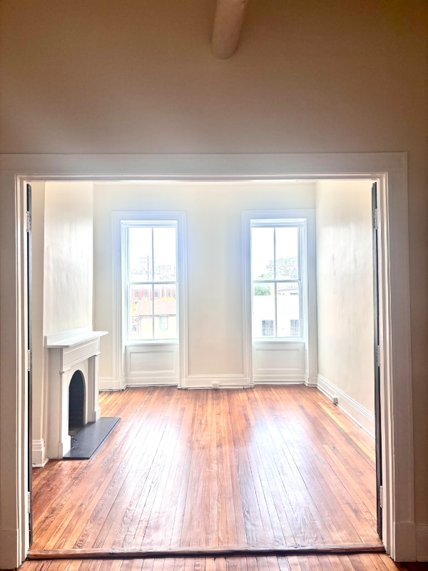 Photo - 218 W Madison St
