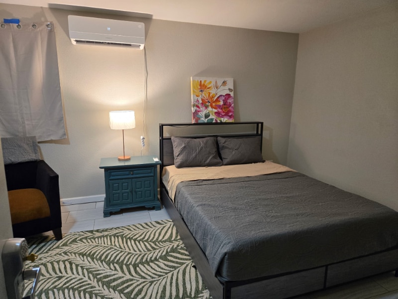 Photo - 5316 N Knox Ave Unidad C