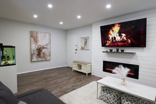 Photo - 2912 Kings Chapel Rd Unit 5