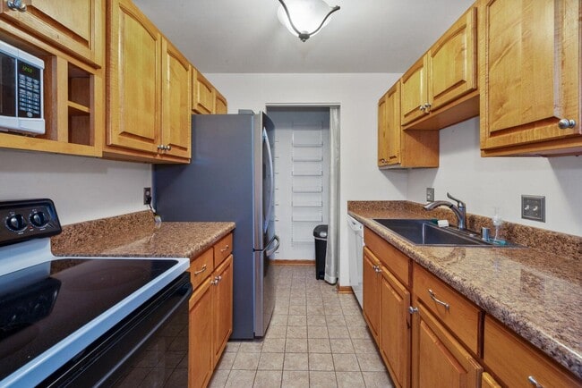 10345 Whitnall Edge Dr