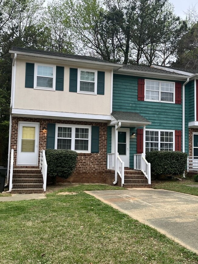 Building Photo - 228 Bridgefield Pl Unit A