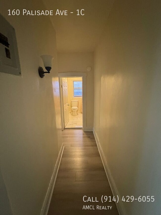 Photo - 160 Palisade Ave Unit 1C