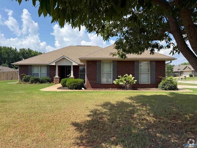 Building Photo - 302 Healey Dr Rental