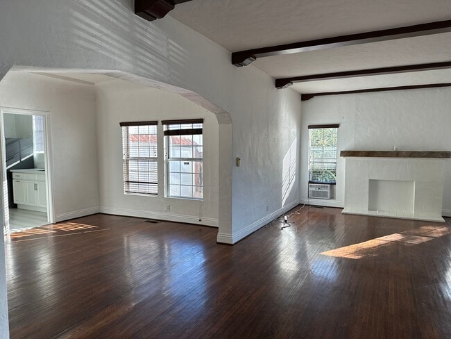 Photo - 1600 N Stanley Ave Unit 1602