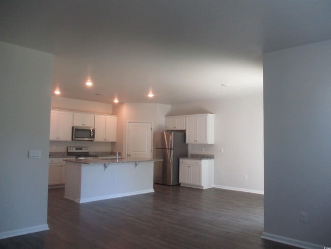 Photo - 1128 Sennema Cir