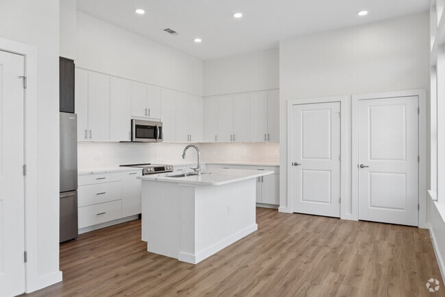 2BR, 2BA - 1,535SF - Kitchen