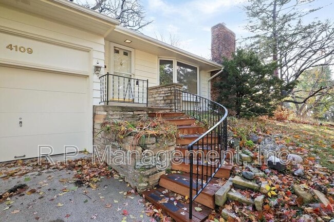 Photo - 4109 Washburn Ave S
