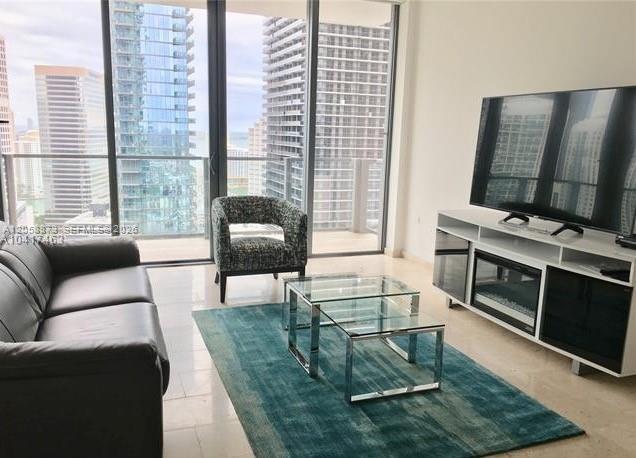 Photo - 88 SW 7th St Unidad 2603