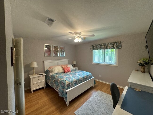 Photo - 10041 Maddox Ln Unit 203